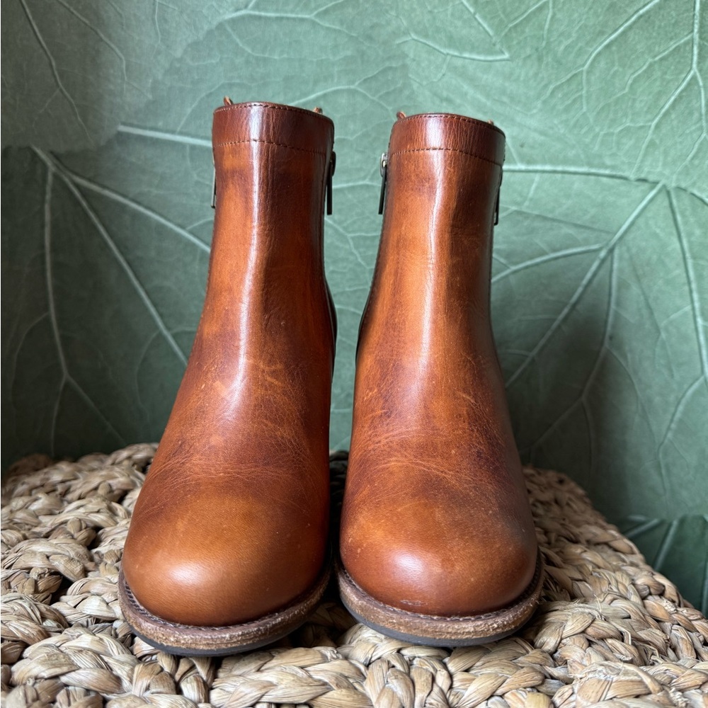 Frye Brown Ankle Boots Size 6.5 Addie Double Zip Cognac - Picture 3 of 8